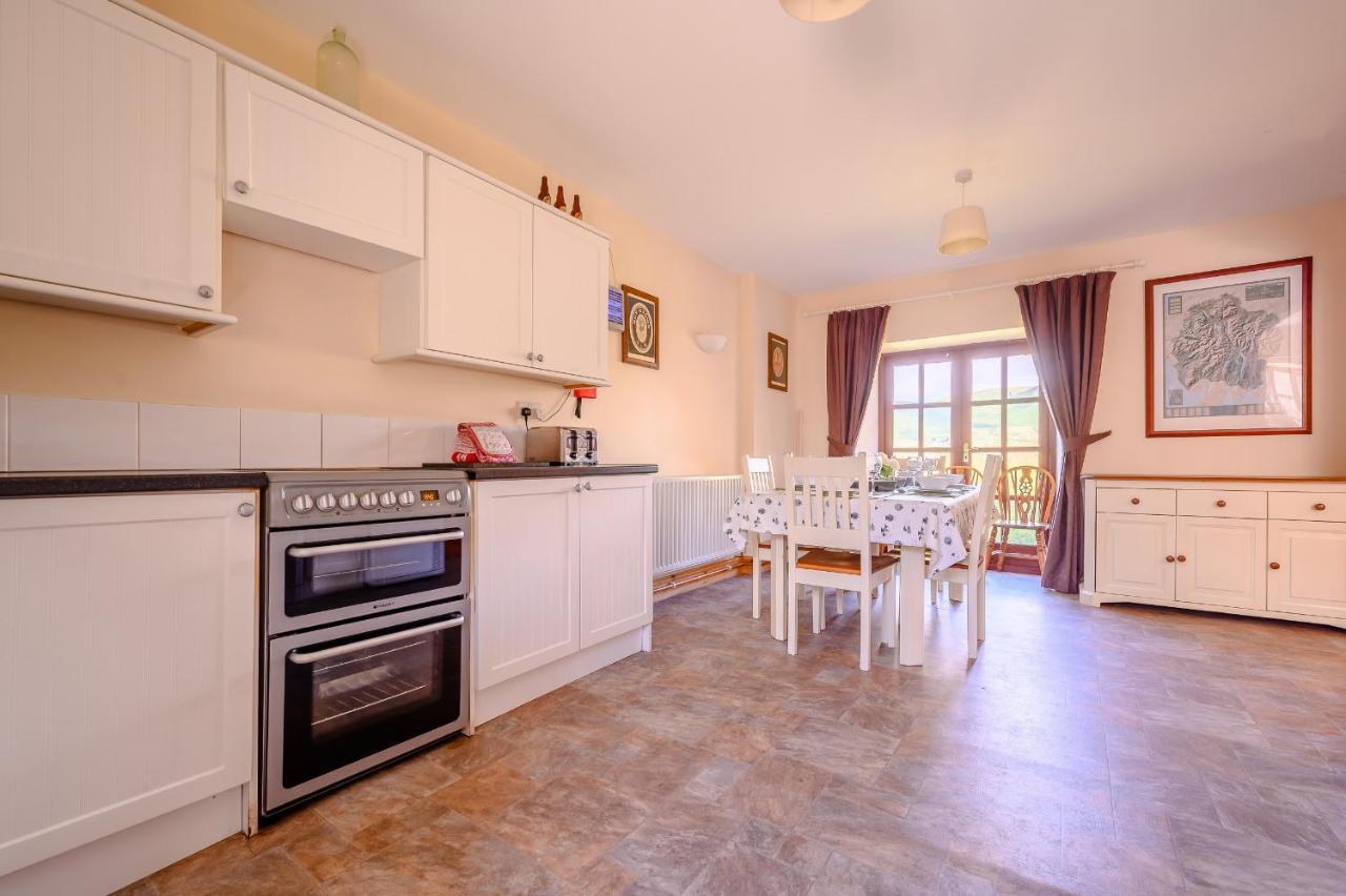 Tower Cottage มิลลอม ภายนอก รูปภาพ