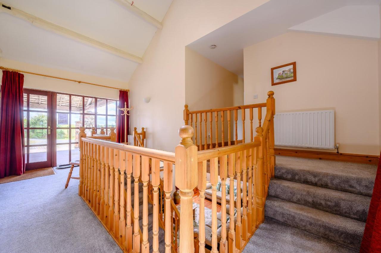 Tower Cottage มิลลอม ภายนอก รูปภาพ
