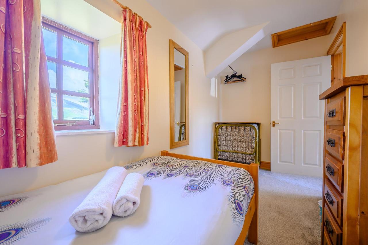 Tower Cottage มิลลอม ภายนอก รูปภาพ